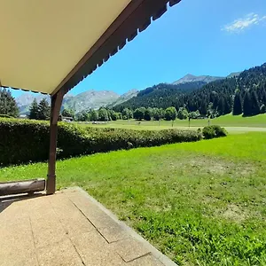  Appartement With Terrace At The Foot Of The Slopes France
